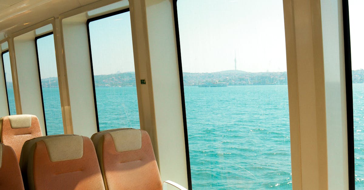 Assessing the Quality of Local Glass Windows versus Online Alternatives