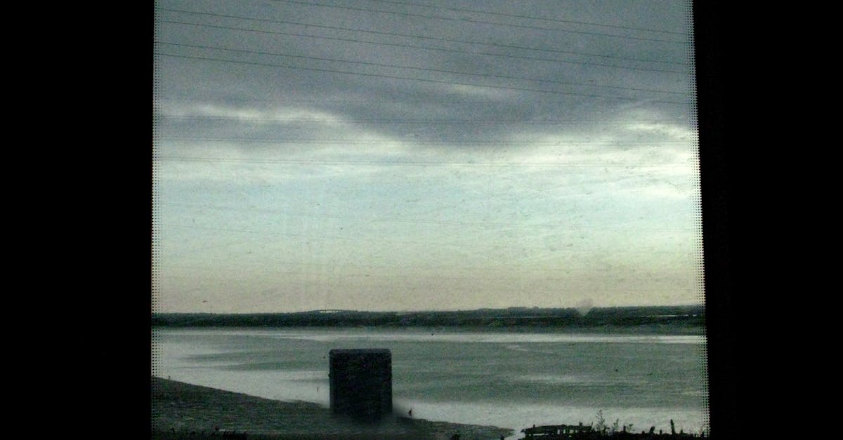 Best Practices for Maintaining Glass Windows Between Repairs