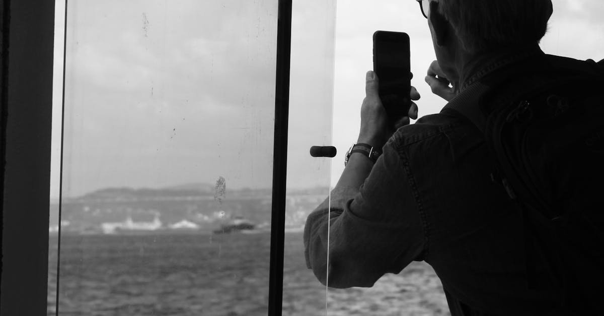 Techniques to Ensure Aesthetic Appeal in Window Installation