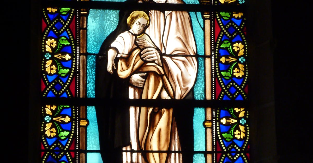 The Advantages of Custom Decorative Glass Solutions